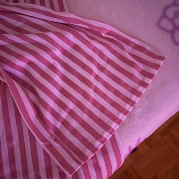 NWT Pretty Little Thing Pajama Set - Picture 4 of 4